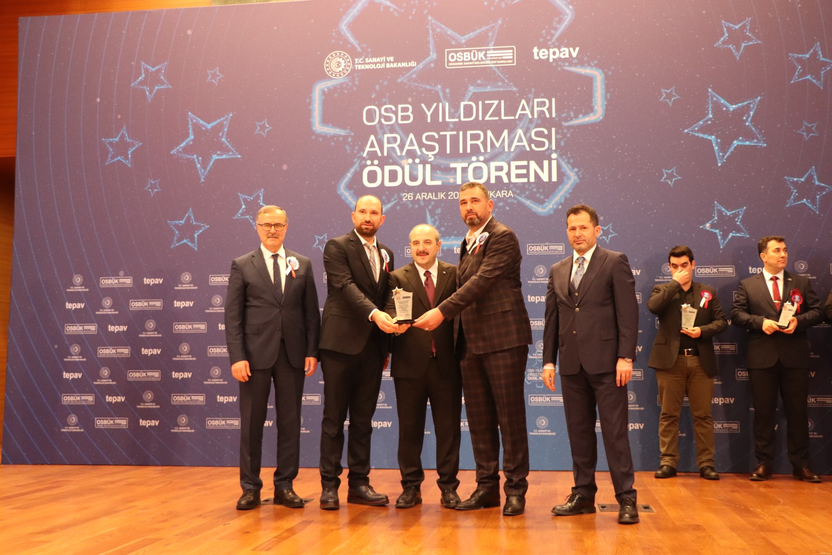 OSB YILDIZLARI ARAŞTIRMASINDA 3 AYRI ALANDA ÖDÜL KAZANDIK